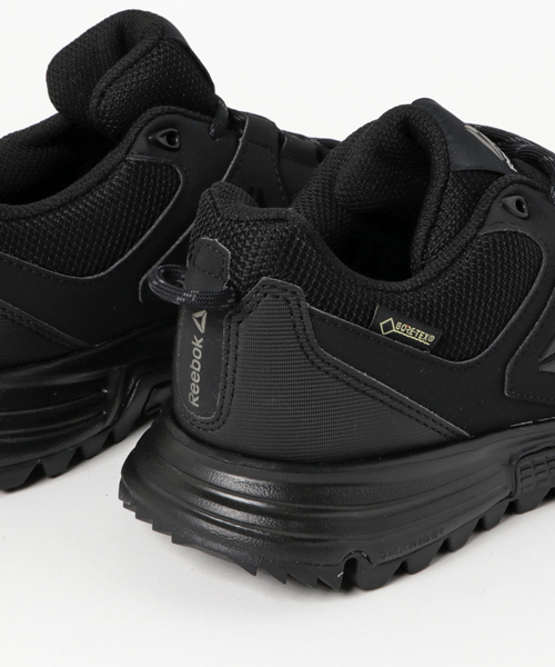 Reebok（リーボック）の「リーボック ソーカット 5.0 GTX（スニーカー・メンズ・ブラック・25.5cm/28.0cm/27.5cm/25.0cm/28.5cm/26.5cm/30.0cm/29.0cm/26.0cm/27.0cm/29.5cm）」の2枚目の写真