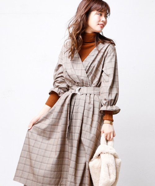 natural couture（ナチュラルクチュール）の「リブタートルニット（ニット/セーター・レディース・ブラック/レッド/オフホワイト/キャメル/ブラック×ホワイト・FREE）」の14枚目の写真