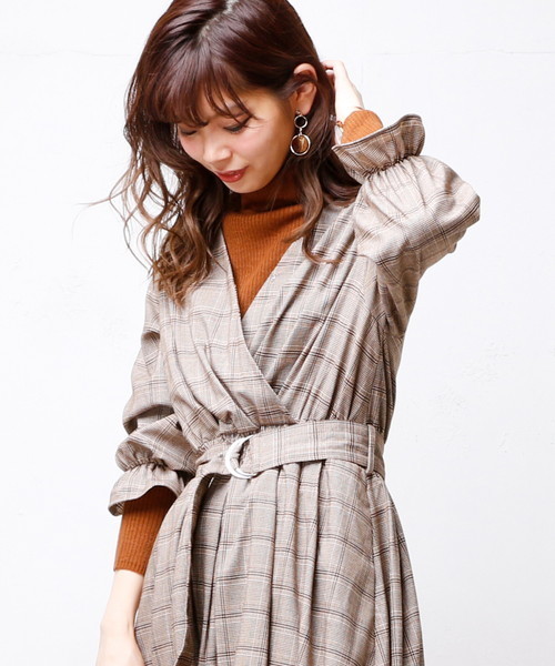 natural couture（ナチュラルクチュール）の「リブタートルニット（ニット/セーター・レディース・ブラック/レッド/オフホワイト/キャメル/ブラック×ホワイト・FREE）」の19枚目の写真