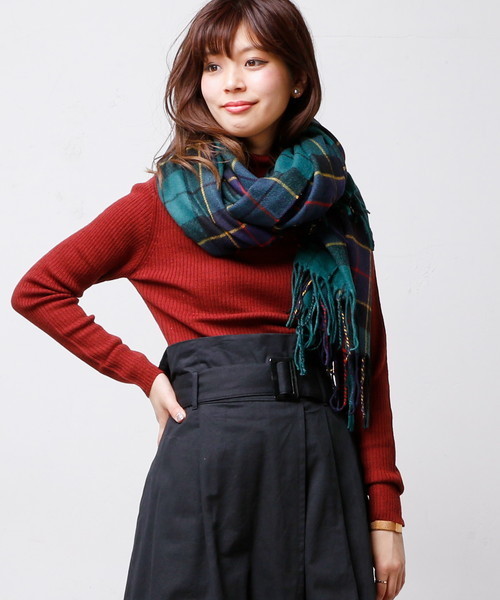 natural couture（ナチュラルクチュール）の「リブタートルニット（ニット/セーター・レディース・ブラック/レッド/オフホワイト/キャメル/ブラック×ホワイト・FREE）」の7枚目の写真