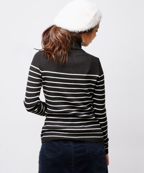 natural couture（ナチュラルクチュール）の「リブタートルニット（ニット/セーター・レディース・ブラック/レッド/オフホワイト/キャメル/ブラック×ホワイト・FREE）」の15枚目の写真