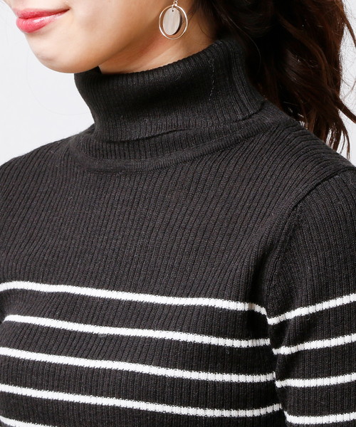 natural couture（ナチュラルクチュール）の「リブタートルニット（ニット/セーター・レディース・ブラック/レッド/オフホワイト/キャメル/ブラック×ホワイト・FREE）」の20枚目の写真