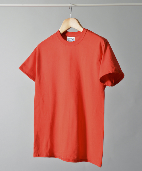 GILDAN（ギルダン）の「＃GILDAN/ｷﾞﾙﾀﾞﾝ　6ＯＺウルトラコットンＴシャツ（Tシャツ/カットソー・メンズ・ホワイト/ライトグレー/ブラック/パープル/ネイビー/レッド/オリーブ/ピンク/ライム/イエロー/オレンジ/ブルー/ライトグリーン/ライトインディゴブルー/ナチュラル/ワインレッド/チャコールグレー・MEDIUM/LARGE）」の1枚目の写真