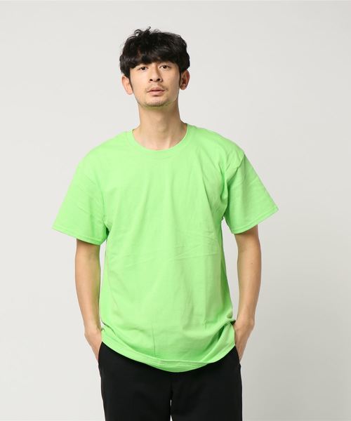 GILDAN（ギルダン）の「＃GILDAN/ｷﾞﾙﾀﾞﾝ　6ＯＺウルトラコットンＴシャツ（Tシャツ/カットソー・メンズ・ホワイト/ライトグレー/ブラック/パープル/ネイビー/レッド/オリーブ/ピンク/ライム/イエロー/オレンジ/ブルー/ライトグリーン/ライトインディゴブルー/ナチュラル/ワインレッド/チャコールグレー・MEDIUM/LARGE）」の22枚目の写真