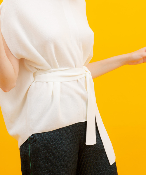 UNITED TOKYO（ユナイテッドトウキョウ）の「ラウンドシェイプホールガーメントニット（ニット/セーター・レディース・ブラック/オフホワイト/オレンジ/ラベンダー・1）」の18枚目の写真