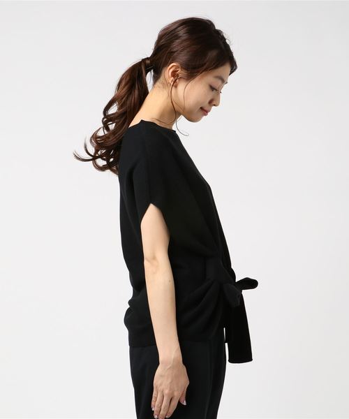 UNITED TOKYO（ユナイテッドトウキョウ）の「ラウンドシェイプホールガーメントニット（ニット/セーター・レディース・ブラック/オフホワイト/オレンジ/ラベンダー・1）」の5枚目の写真