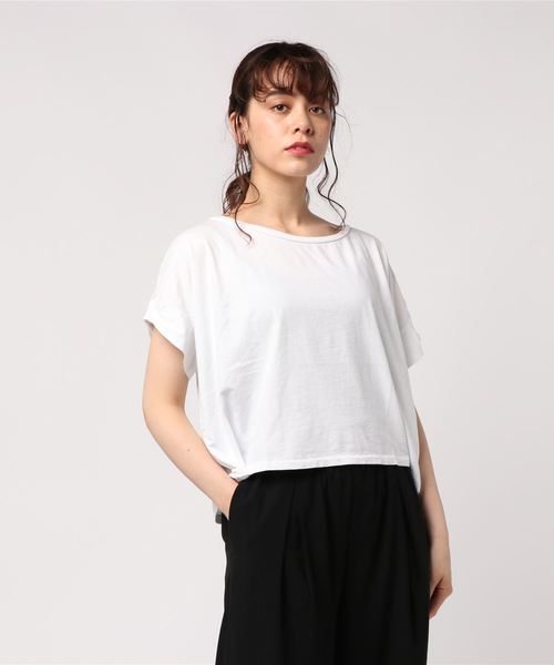 SHIPS(シップス)の「CAL.Berries:WEEKENDER TEE(Tシャツ/カットソー・レディース・ブラック/ライトホワイト・ONE SIZE)」の2枚目の写真