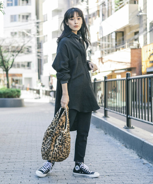 Munich（ミューニック）の「ウールリネンビエラビッグシルエットシャツ（シャツ/ブラウス・レディース・オフホワイト/ブラック/ブラウン・FREE）」の22枚目の写真