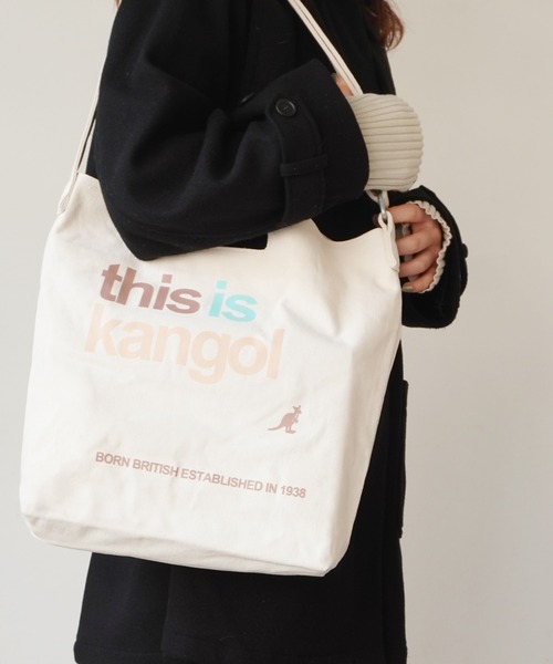 KANGOL（カンゴール）の「【 KANGOL / カンゴール 】 キャンバス ショルダー トート バッグ（ショルダーバッグ・レディース・オフホワイト/ホワイト系その他/ホワイト系その他3/ホワイト系その他5/ホワイト系その他2/ホワイト系その他4/ブラック/ブラック系その他/ホワイト系その他6/ホワイト系その他7/ブラック系その他2/ブラック系その他3/ホワイト/ホワイト×ネイビー/ホワイト×ブルー/ホワイト×レッド/ホワイト×ブラック/ブラック系その他4/その他/その他1/ブラック系その他5・FREE）」の21枚目の写真