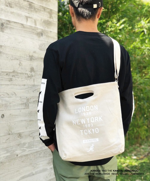 KANGOL（カンゴール）の「【 KANGOL / カンゴール 】 キャンバス ショルダー トート バッグ（ショルダーバッグ・レディース・オフホワイト/ホワイト系その他/ホワイト系その他3/ホワイト系その他5/ホワイト系その他2/ホワイト系その他4/ブラック/ブラック系その他/ホワイト系その他6/ホワイト系その他7/ブラック系その他2/ブラック系その他3/ホワイト/ホワイト×ネイビー/ホワイト×ブルー/ホワイト×レッド/ホワイト×ブラック/ブラック系その他4/その他/その他1/ブラック系その他5・FREE）」の7枚目の写真