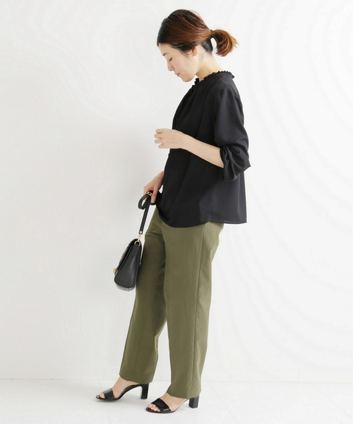 La TOTALITE(ラトータリテ)の「ネックフリル2WAYブラウス【手洗い可能】◆(シャツ/ブラウス・レディース・ブラック/ブラウン・FREE)」の18枚目の写真