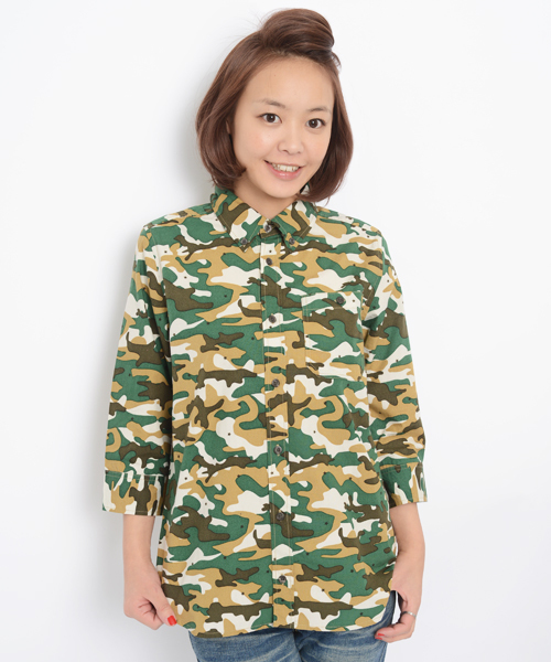 X-girl(エックスガール)の「CAMO SHIRT(シャツ/ブラウス・レディース・ホワイト/ブラック/カモフラージュ・1/2)」の1枚目の写真