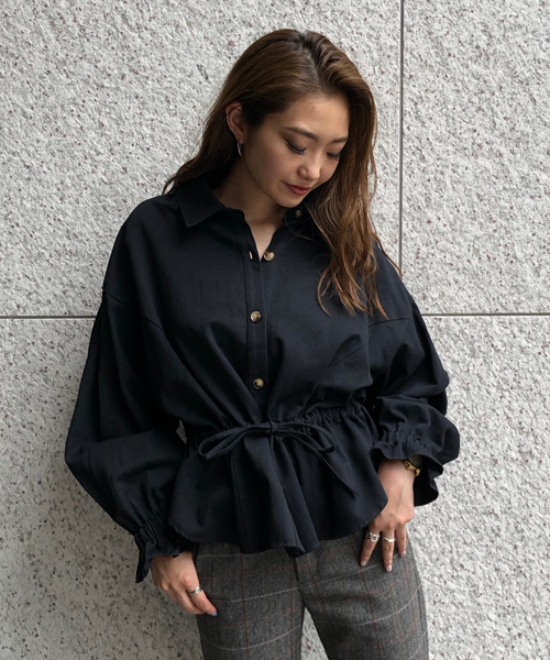 ENVYM（アンビー）の「ウエストギャザーＳＨ（シャツ/ブラウス・レディース・ブラック/ベージュ/カーキ/ピンク・FREE）」の8枚目の写真