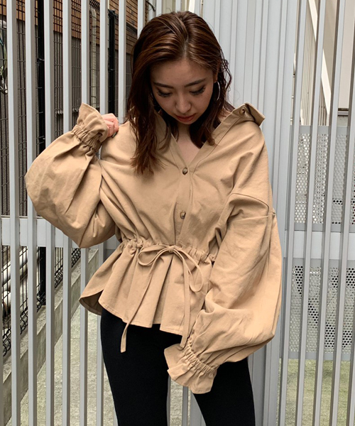 ENVYM（アンビー）の「ウエストギャザーＳＨ（シャツ/ブラウス・レディース・ブラック/ベージュ/カーキ/ピンク・FREE）」の7枚目の写真