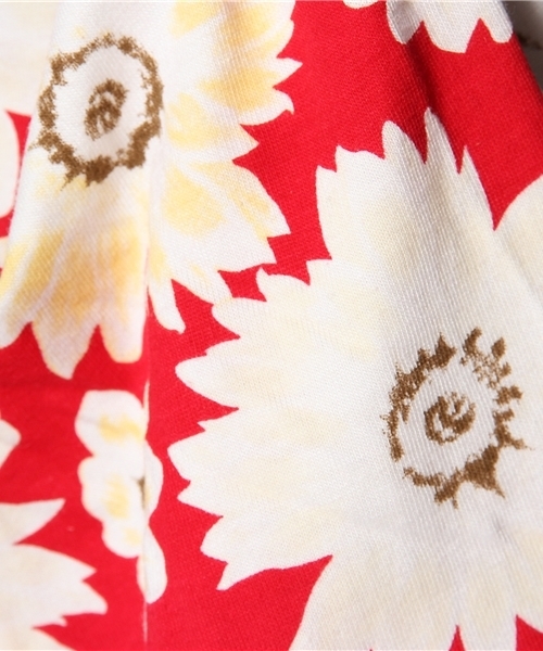 Chico（チコ）の「花柄プリントスカート（スカート・レディース・ネイビー/ホワイト/レッド・FREE）」の4枚目の写真