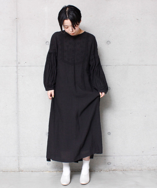 OLIKA（オリカ）の「linen刺繍ハンドステッチ フレンチワンピース 