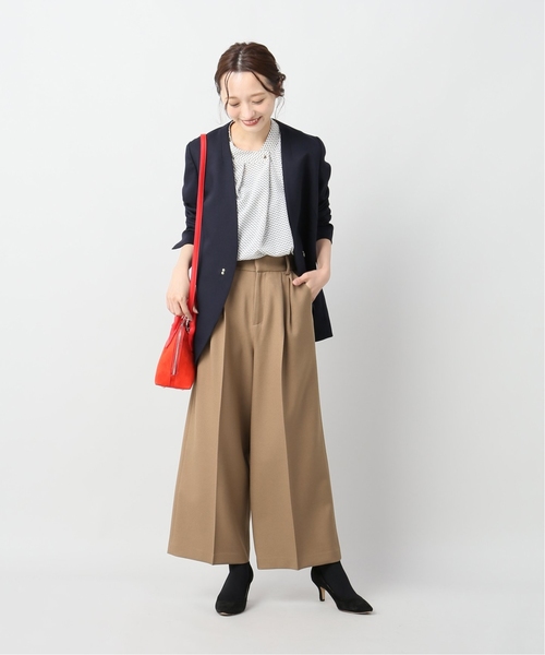 La TOTALITE(ラトータリテ)の「ワイドクロップドパンツ【手洗い可能】◆(その他パンツ・レディース・チャコールグレー/ベージュ・36/38)」の6枚目の写真
