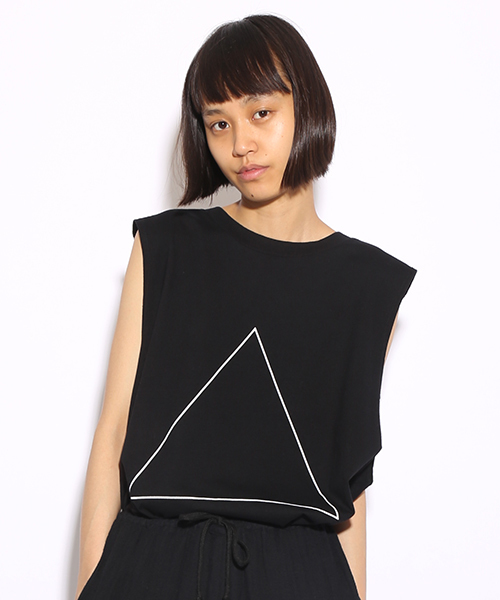 i（アイ）の「△プリントタンク（キャミソール・レディース・ホワイト/ブラック・ﾌﾘ-）」の2枚目の写真