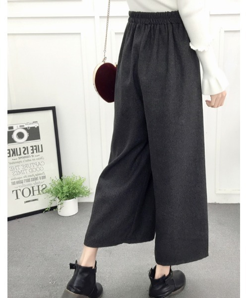 Coo+i（クーイ）の「タック入りワイドパンツ（スラックス・レディース・ネイビー/チャコールグレー/ブラック/グレー系その他/ブラック系その他/キャメル/グレー系その他2/ブラウン系その他・S/M/XL/L）」の15枚目の写真