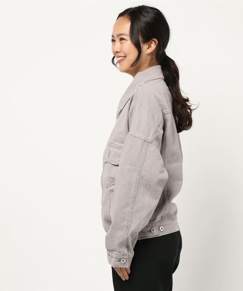 ENVYM（アンビー）の「カラールーズデニムＪＫ（デニムジャケット・レディース・ブラウン/グレー/ピンク/アイボリー・FREE）」の6枚目の写真