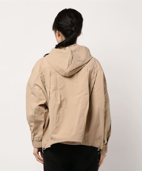 Kelen(ケレン)の「「KELEN / ケレン」コンパクトシルエットマウンテンパーカー"Bella"(ブルゾン・レディース・オフホワイト/ベージュ/ブルーグレー/ブラック/ベージュ系その他/カーキ・S/M)」の9枚目の写真