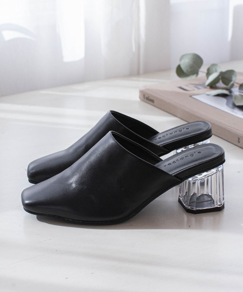 rectangle（レクタングル）の「スクエアクリアヒールサンダル