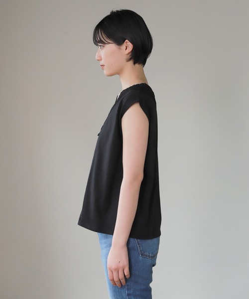 PAGEBOY(ページボーイ)の「【WEB限定アイテム】スカラップレースフレンチスリーブ(Tシャツ/カットソー・レディース・ブラック/オフホワイト/ブルー/グレイッシュベージュ/イエロー/グリーン系その他・FREE)」の20枚目の写真