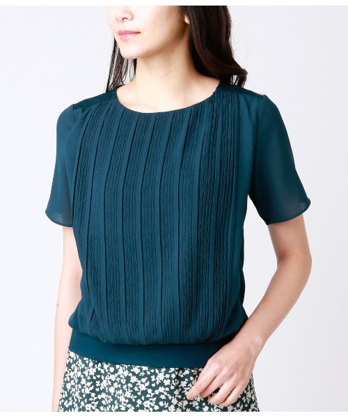 NEWYORKER(ニューヨーカー)の「シフォンジョーゼット ランダムプリーツブロッキングカットソー(スーツインナー対応)(Tシャツ/カットソー・レディース・ホワイト/ライトグレー/グリーン系その他3・M/L)」の9枚目の写真