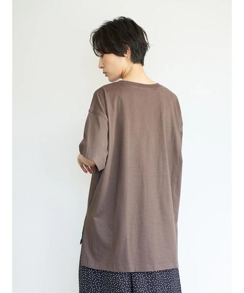 AMERICAN HOLIC（アメリカンホリック）の「前後差サイドスリットカットチュニック1　＊（Tシャツ/カットソー・レディース・ブラウン/ベージュ/オフホワイト/ブラック/チャコールグレー・FREE）」の20枚目の写真