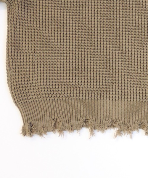 Avvenente（アベネンテ）の「【Avvenente】ダメージワッフルニット（ニット/セーター・レディース・ブラック/ベージュ/オフホワイト・M）」の7枚目の写真