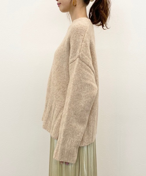 archives（アルシーヴ）の「アルパカ混クルーネックベーシックプルオーバー（ニット/セーター・レディース・ベージュ/オフホワイト/グリーン/モカ・MEDIUM）」の16枚目の写真