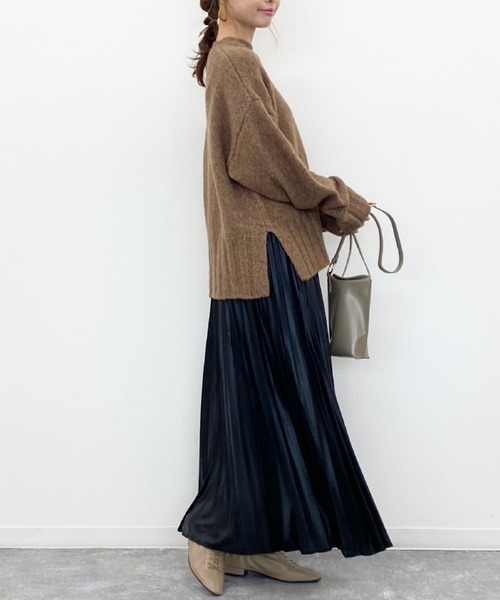 archives（アルシーヴ）の「アルパカ混クルーネックベーシックプルオーバー（ニット/セーター・レディース・ベージュ/オフホワイト/グリーン/モカ・MEDIUM）」の5枚目の写真