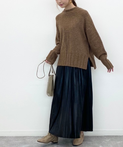 archives（アルシーヴ）の「アルパカ混クルーネックベーシックプルオーバー（ニット/セーター・レディース・ベージュ/オフホワイト/グリーン/モカ・MEDIUM）」の15枚目の写真