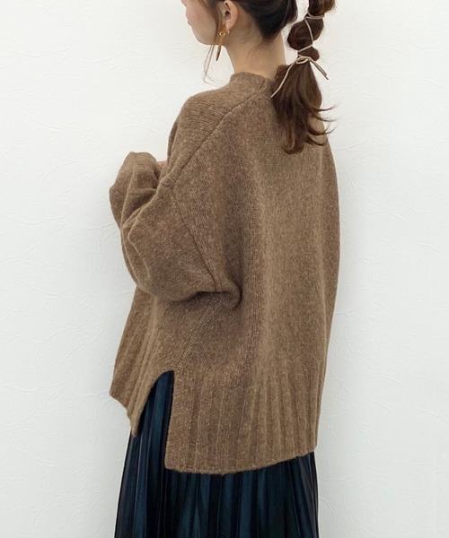 archives（アルシーヴ）の「アルパカ混クルーネックベーシックプルオーバー（ニット/セーター・レディース・ベージュ/オフホワイト/グリーン/モカ・MEDIUM）」の20枚目の写真