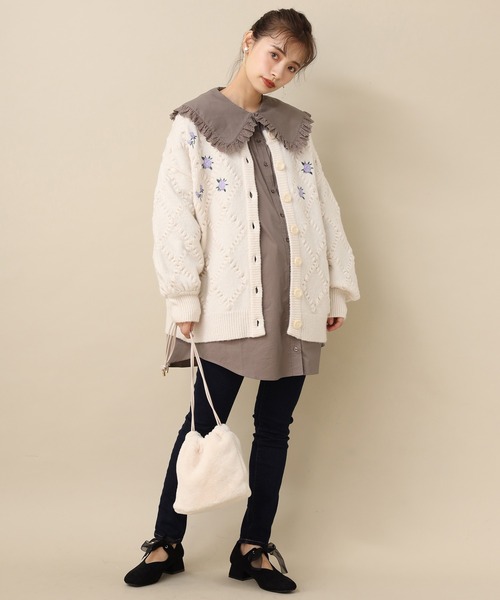 one after another NICE CLAUP（ワンアフターアナザーナイスクラップ）の「大きなレースフリル衿ブラウス（シャツ/ブラウス・レディース・オフホワイト/モカ/ベージュ・FREE）」の18枚目の写真