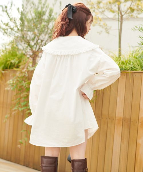 one after another NICE CLAUP（ワンアフターアナザーナイスクラップ）の「大きなレースフリル衿ブラウス（シャツ/ブラウス・レディース・オフホワイト/モカ/ベージュ・FREE）」の8枚目の写真