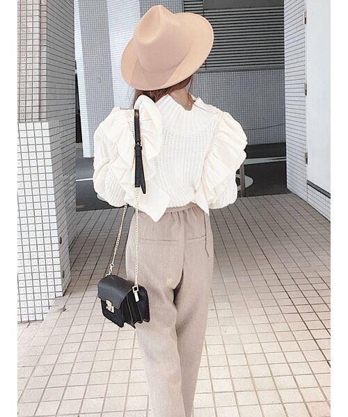 RESEXXY（リゼクシー）の「細ベルトテーパードパンツ（その他パンツ・レディース・ベージュ/ブラウン・FREE）」の7枚目の写真