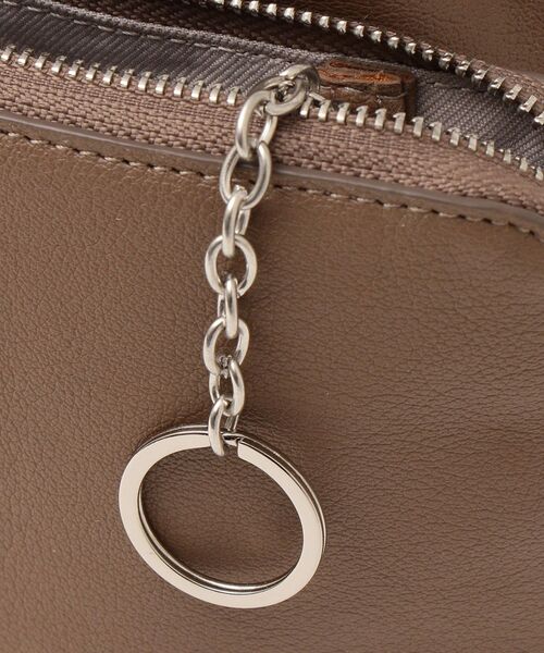 SHIPS（シップス）の「マルチモバイルバッグ◇（ショルダーバッグ・レディース・ライトグレー/ブラック/ブラウン/ウィート/チャコールグレー/グリーン/ピンク・ONE SIZE）」の18枚目の写真