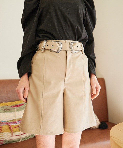 KOH.style フェイクレザーショートパンツ ベルト付き Mコースタイル KOH.style（コースタイル）の「フェイクレザーハーフパンツ