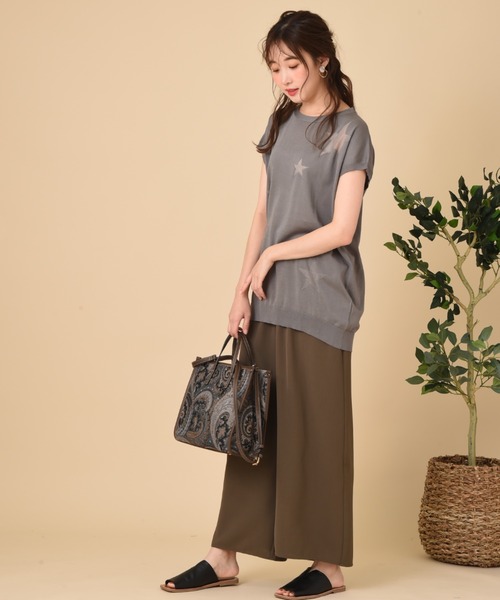 INTERPLANET（インタープラネット）の「ハーフツイストスターＪＱ　プルオーバー（ニット/セーター・レディース・カーキ/チャコールグレー/アイボリー・FREE）」の10枚目の写真