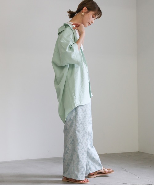 select MOCA(セレクトモカ)の「2021 SS ダブルポケットステッチデザインシャツ(シャツ/ブラウス・レディース・オフホワイト/ライトグリーン/ラベンダー・FREE)」の22枚目の写真