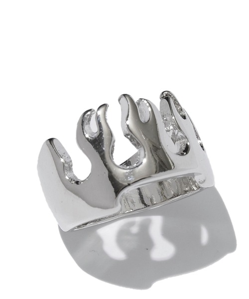 SPINNS（スピンズ）の「ファイアーモチーフ リング（リング・メンズ・シルバー・ONESIZE）」の2枚目の写真