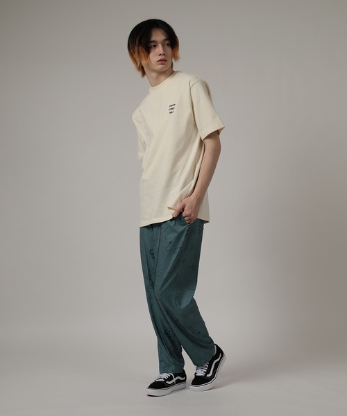 VISION STREET WEAR(ヴィジョンストリートウェア)の「【VISION STREET WEAR/ヴィジョンストリートウェア】レトロショップ&スケボーイラスト半袖BIGTシャツ(Tシャツ/カットソー・メンズ・チャコールグレー/パープル/オフホワイト/アイボリー/ブラック系その他/パープル系その他・M/L)」の8枚目の写真