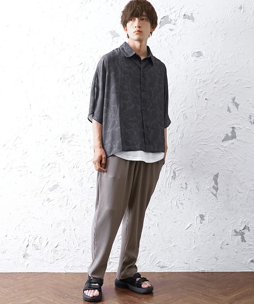 MinoriTY(マイノリティ)の「【MinoriTY】プリーツテーパードパンツ イージーパンツ テーパードパンツ メンズ 無地 秋服 夏服 スラックス ワイドパンツ チノパン(チノパンツ・メンズ・ブラック/アイボリー/ベージュ/ブルー/グレイッシュベージュ/グレー/ブラック系その他/ブルーグリーン・L/M/S)」の19枚目の写真