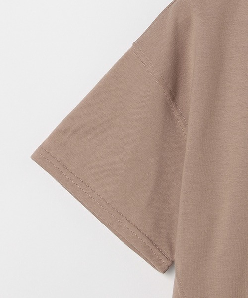 by LOVEiT（バイラビット）の「チェキ風フォトプリントTシャツ（T