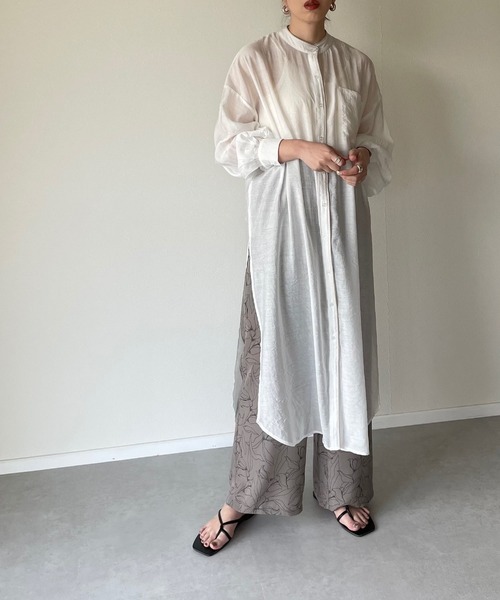 y/m by misato(イムバイミサト)の「シアーバンドカラーパイピングシャツワンピース(ワンピース・レディース・ベージュ/アイボリー・FREE)」の7枚目の写真