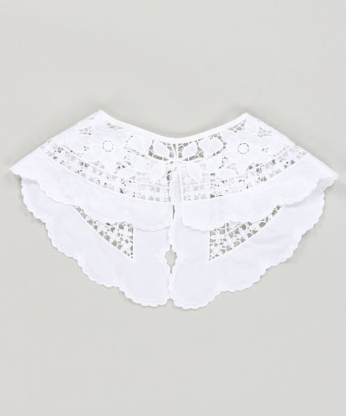 SPINNS（スピンズ）の「顔まわり華やぐ 刺繍レースつけ襟（付け襟・レディース・ホワイト/ブラック/ホワイト系その他・ONESIZE）」の4枚目の写真