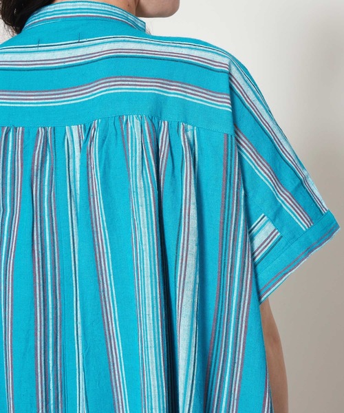 チャイハネ（チャイハネ）の「【チャイハネ】南インドの織り布 マルチストライプバンドカラーシャツワンピース（シャツワンピース・レディース・ベージュ/レッド/ターコイズブルー・FREE）」の19枚目の写真