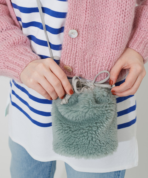 CHILD WOMAN（チャイルドウーマン）の「WOOL混ボア　ミニ巾着ショルダーBAG（ショルダーバッグ・レディース・アイボリー/ピンク/グリーン・FREE）」の5枚目の写真