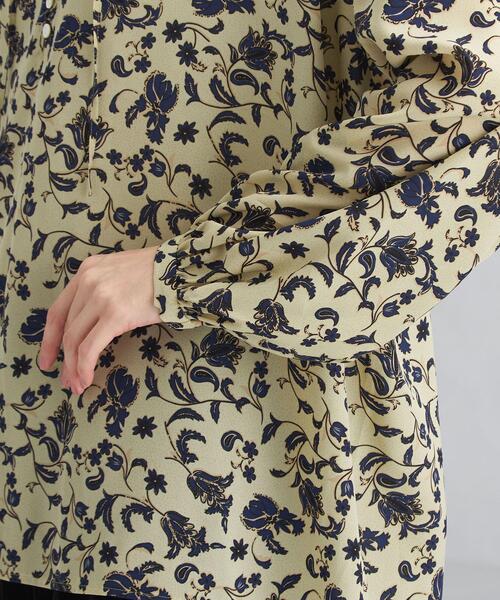 green label relaxing（グリーンレーベルリラクシング）の「ヴィンテージ フラワー プリント ブラウス（シャツ/ブラウス・レディース・ネイビー/オフホワイト・FREE）」の7枚目の写真